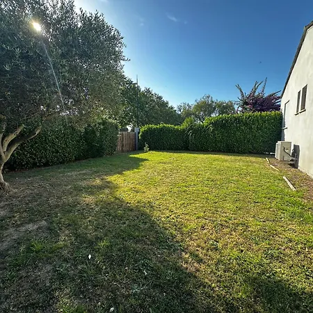 Maison Avec Jardin En Petite Camargue * Saint-Laurent-dʼAigouze